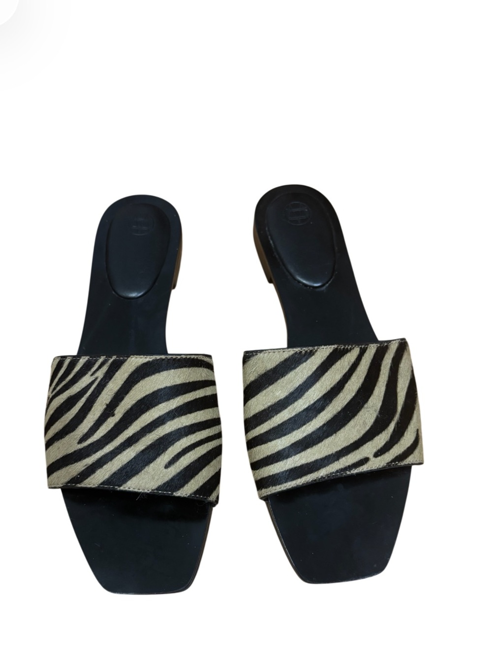 Massimo Dutti Ponyhair Zebra Flat Sandals